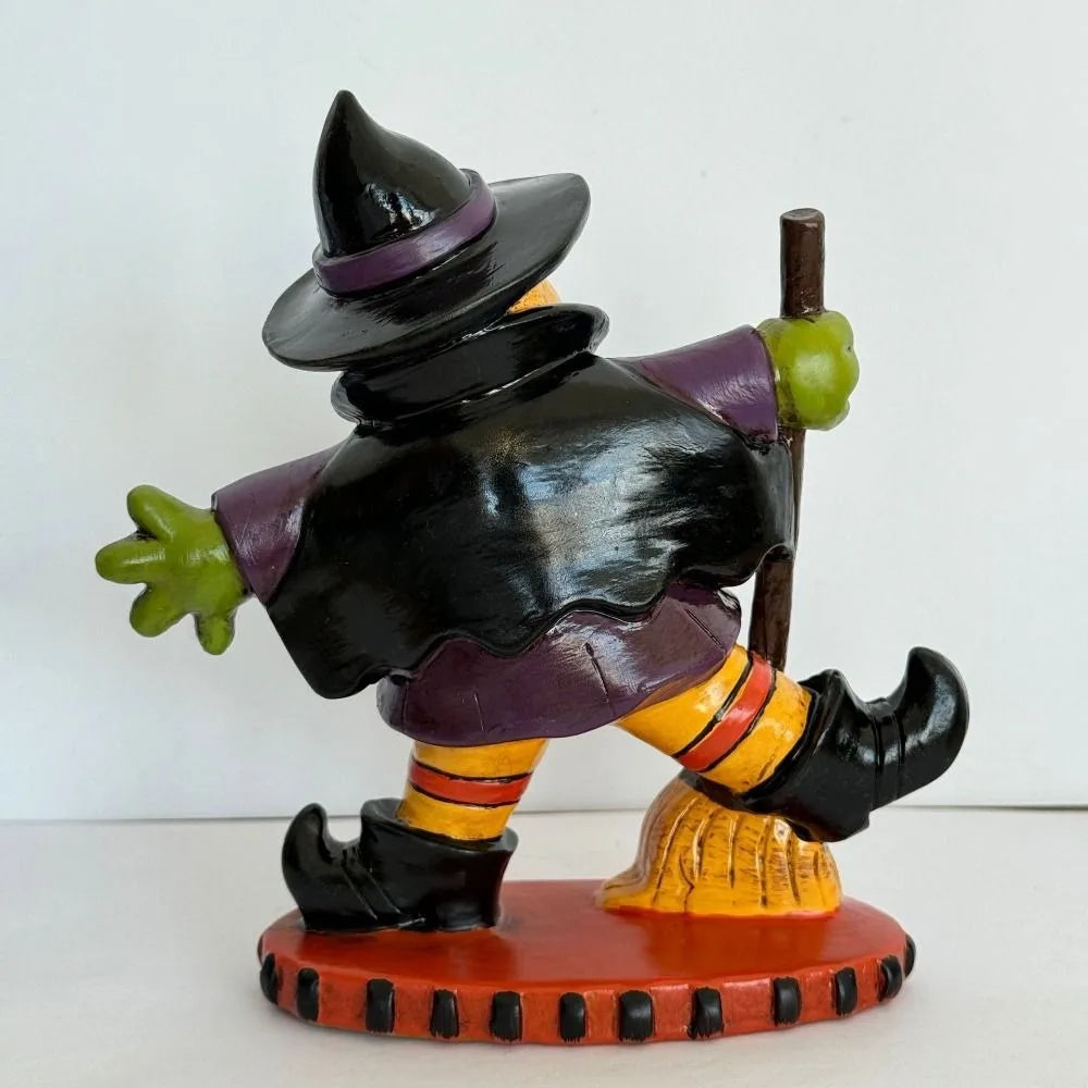 Halloween Themed Halloween Witch Figurine Handicraft Model Desk Witch Sculpture Collectible Display