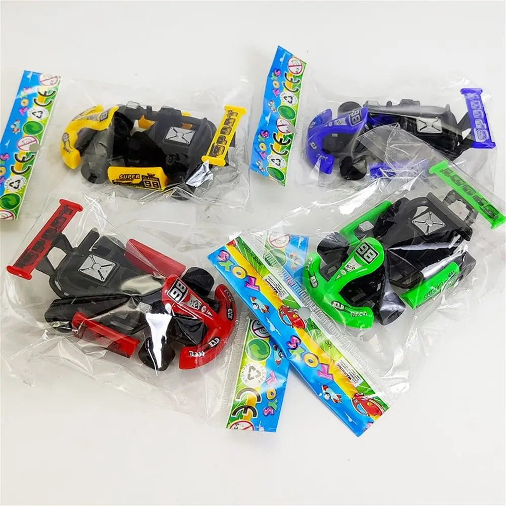 1PC Random Four-wheel Pull Back Car Car Model Vehicle Toy Racing Model Kart Colorful Plastic Racing Car Toy For Boys Kids Gift